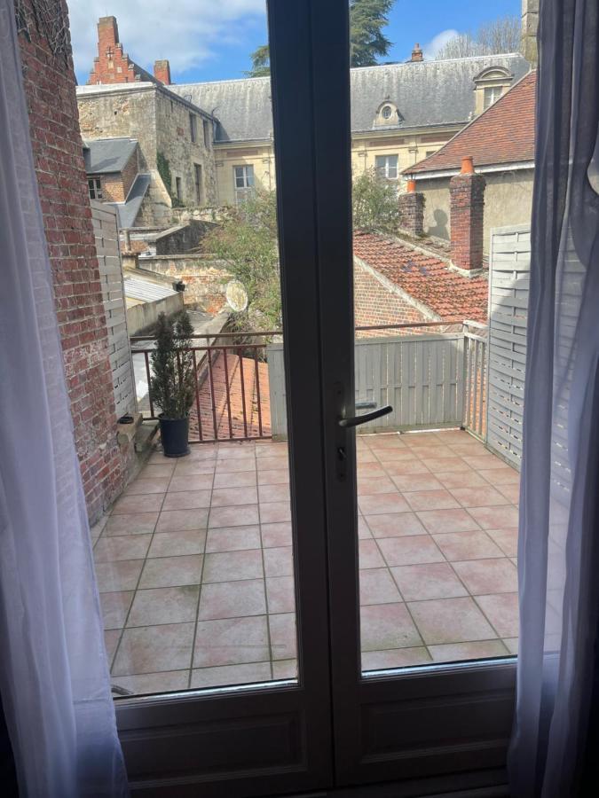 Erliz Lägenhet Noyon Exteriör bild