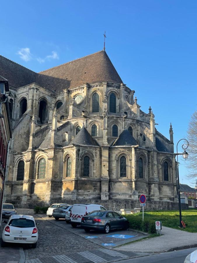 Erliz Lägenhet Noyon Exteriör bild